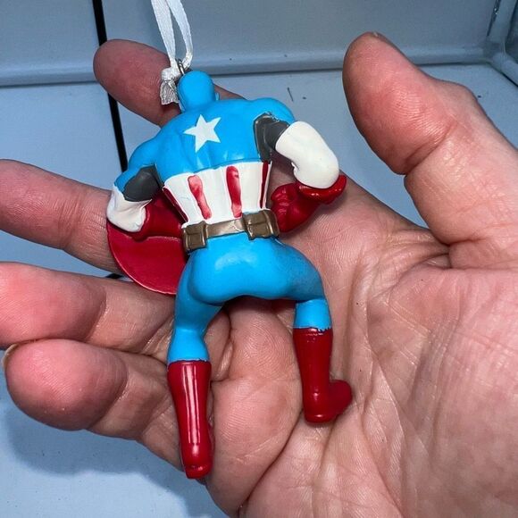 Marvel Captain America Christmas Tree Ornament - Picture 4 of 8
